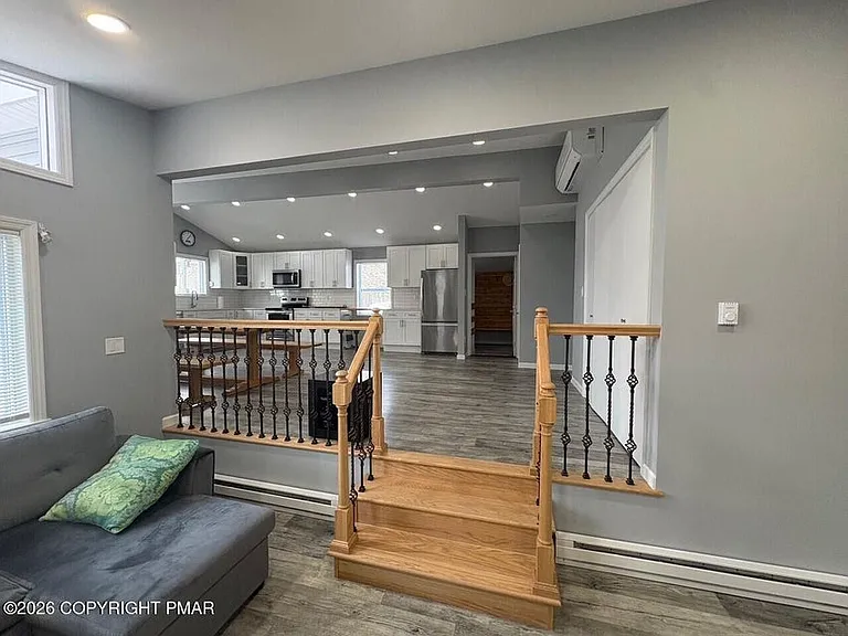 3343 Woodland Dr — Photo 8