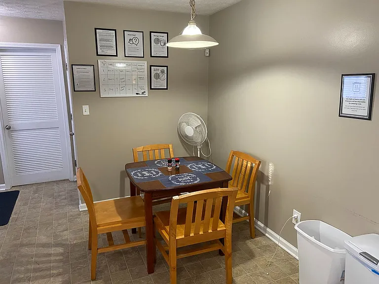1658 Georgia Ave SW — Photo 17