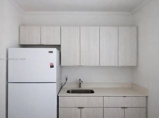 572 NE 67th St APT 5, Miami, FL 33138