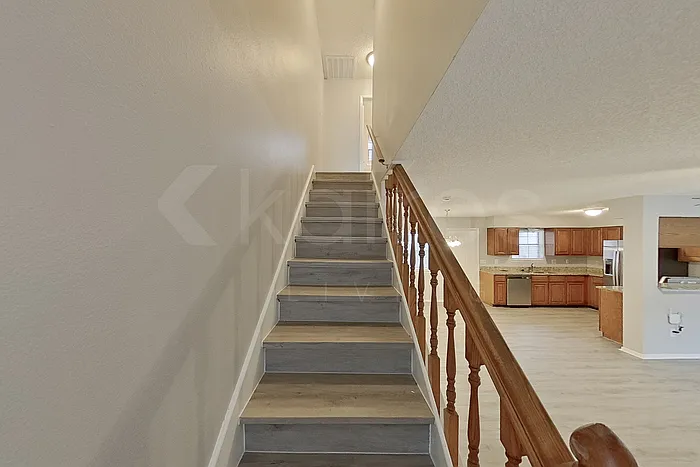 822 Courtenay Pl — Photo 10