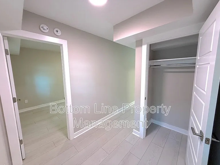 4117 Oak Forest Dr — Photo 20