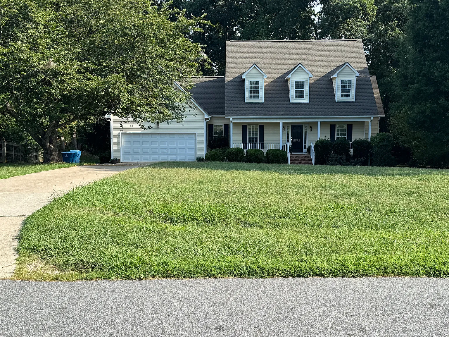 4 bed, 2883 sqft, $2,900 — Photo 1