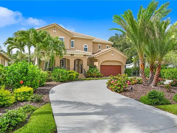 1079 Snell Isle Blvd NE, Saint Petersburg, FL 33704
