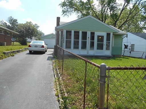 4th image of 2544 Grant Ave
