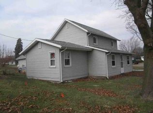 220 Calvert Ave, Chadwick, IL 61014