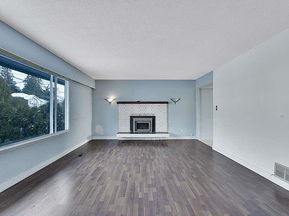 4th image of 13058 Marine Dr