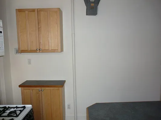 Rented by Chartwell Manhattan Realty | media 18