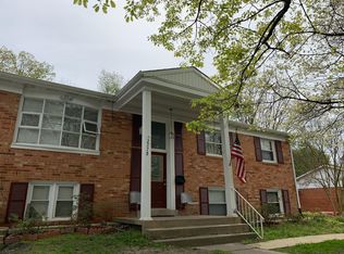 2278 W Longview Dr, Woodbridge, VA 22191