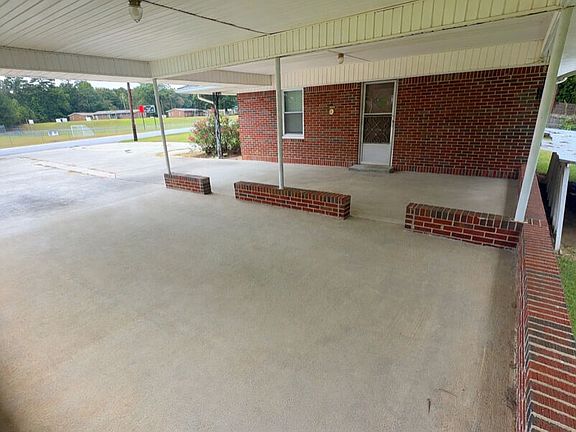 3rd image of 271 Arbacoochee Rd