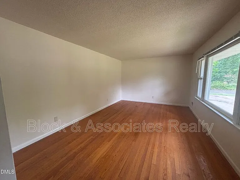 3609 Melrose Dr — Photo 28