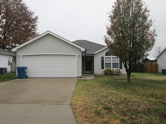 1st image of 1608 Logan Dr