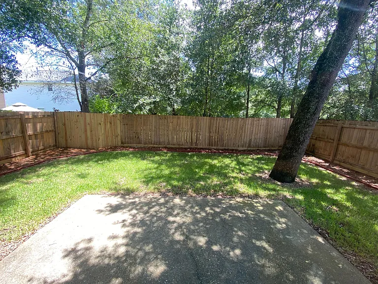 6229 Cottage Woods Dr — Photo 4