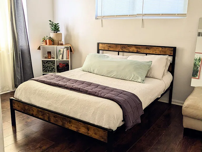 1277 Greenwich St SW #7 — Photo 8