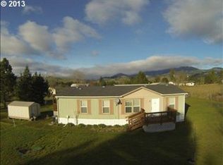 287 William St, Glide, OR 97443