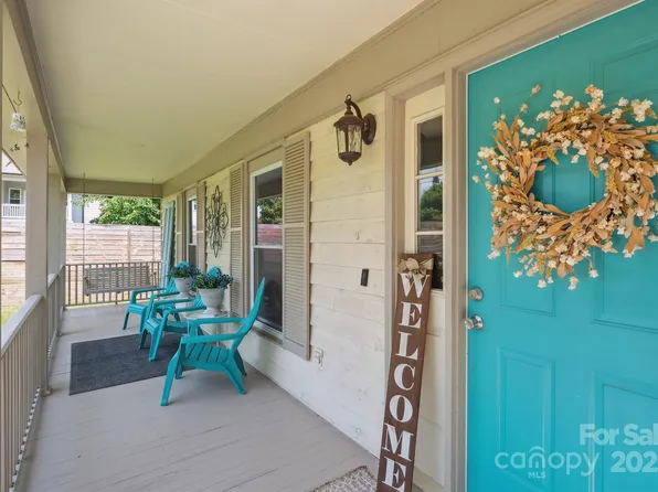 10206 Washam Potts Rd, Cornelius, NC 28031