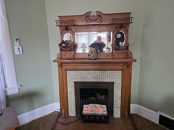 4th image of 540 W 2nd St #2