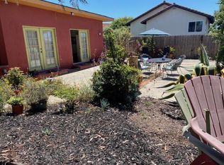 128 Knoll Rd, Vista, CA 92083