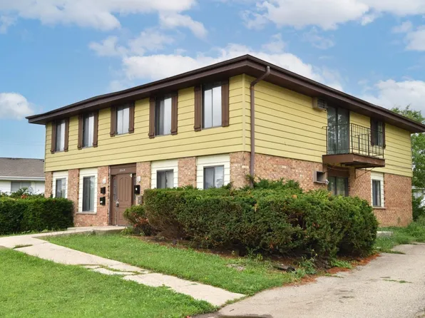 8545 West Greenbrook DRIVE, Milwaukee, WI 53224