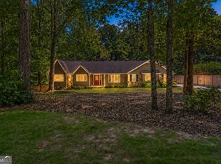 1820 Commonwealth Ave, Cumming, GA 30041