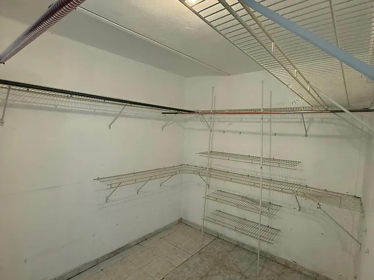 3 Two Calle Toronjil — Photo 14