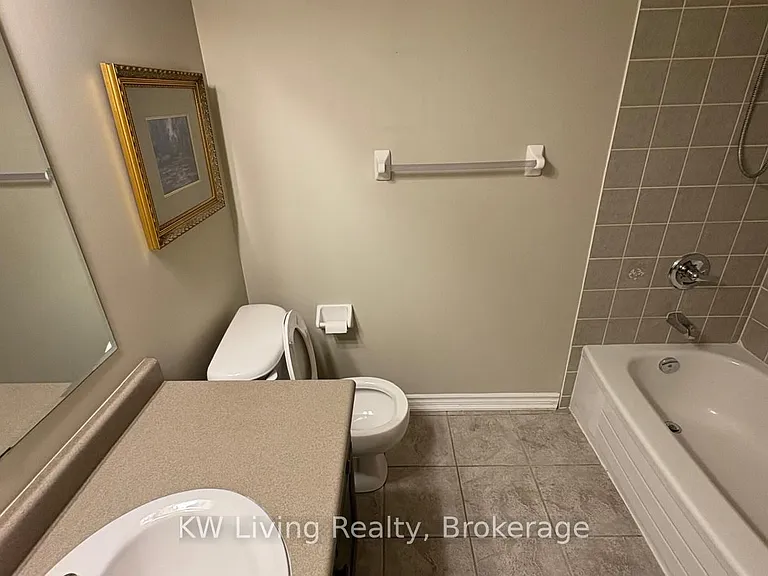 52 Dougherty Cres — Photo 13