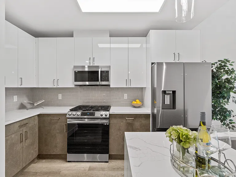 313 Pine St — Photo 31