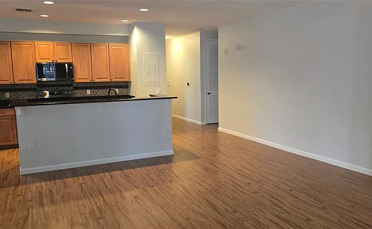 4249 Corrine Dr #8-104 — Photo 51