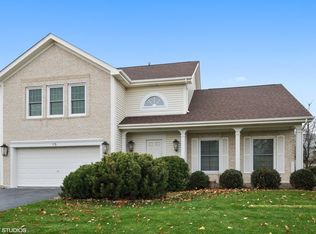 15 Redspire Ct, Bolingbrook, IL 60490