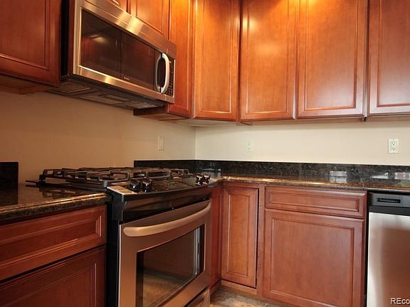 5th image of 1120 N Delaware St Unit 304