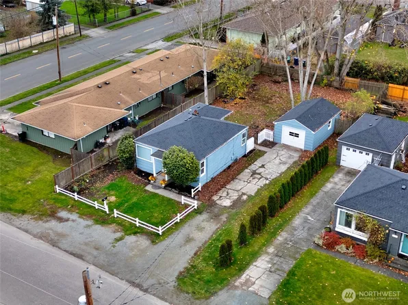 1412 E Berniece Street, Mount Vernon, WA 98274