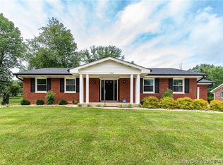 1405 Fox Run Rd, New Albany, IN 47150
