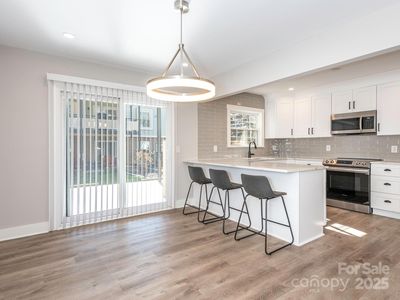 2628 Park Rd APT F, Charlotte, NC, 28209