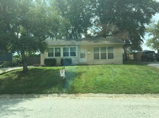 1103 W Madison Dr, O'Fallon, IL 62269