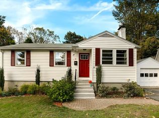 41 North Ln, Framingham, MA 01701