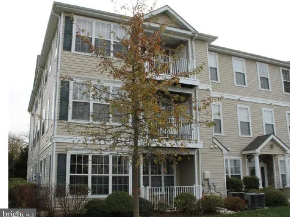 28 Kyle Way #311, Ewing, NJ 08628