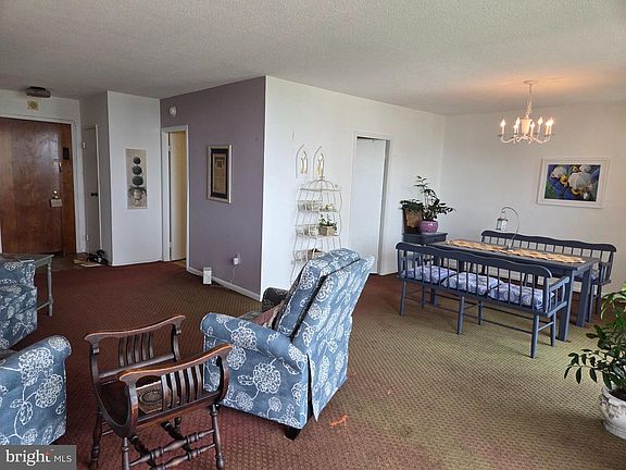 4th image of 400 Madison St APT 1007