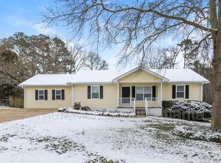 422 Northridge Ln, Winder, GA 30680