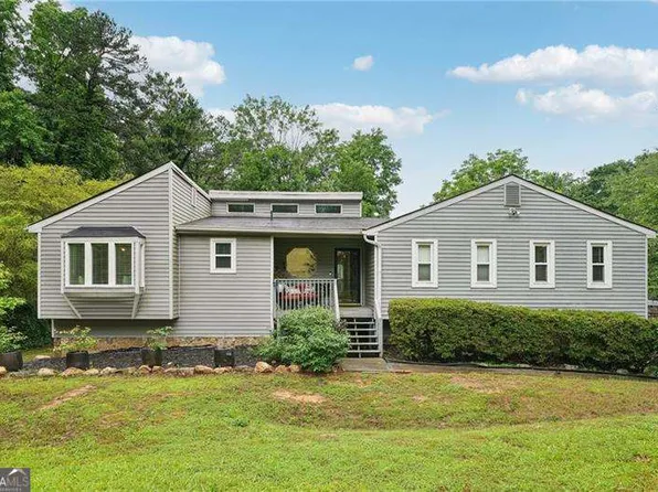 3087 Sanibel Dr, Stone Mountain, GA 30087