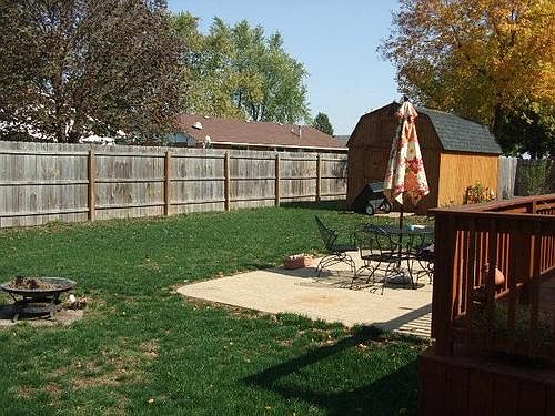 3rd image of 311 E Park Ct
