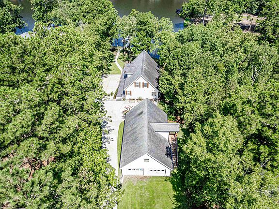 5th image of 1111 Katherine Ln