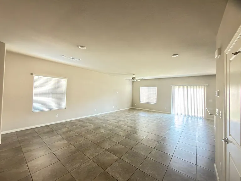 1180 Pitaya Ct — Photo 7