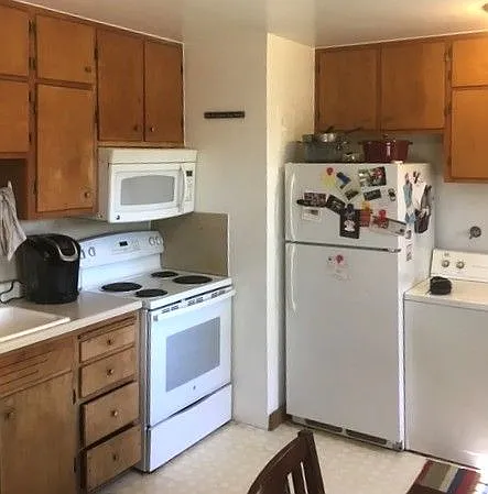 4706 Quay St — Photo 9