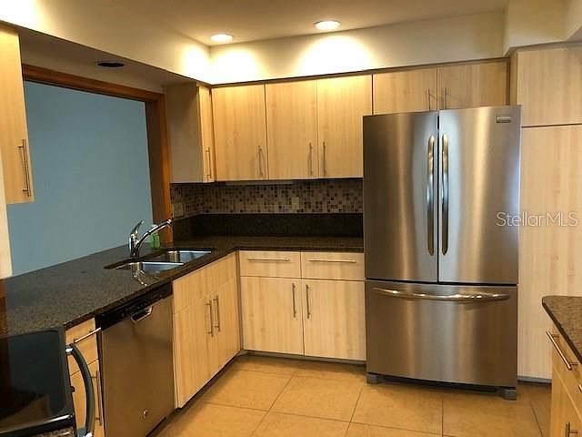 1st image of 2685 Moss Oak Dr #21