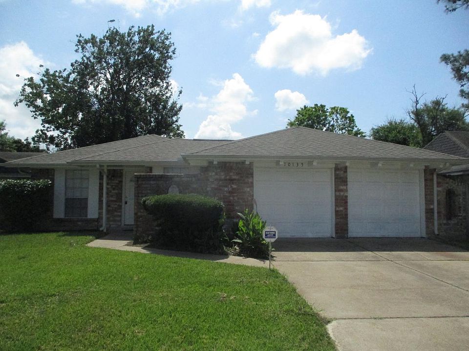 1st image of 10135 Whitebrook Dr