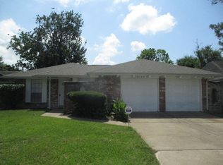 10135 Whitebrook Dr, Houston, TX 77038