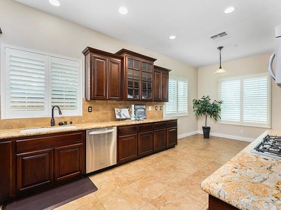 2nd image of 2829 McCarran Ln