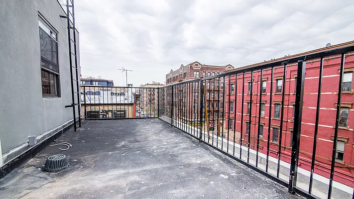 Rented by Nooklyn NYC LLC | media 16