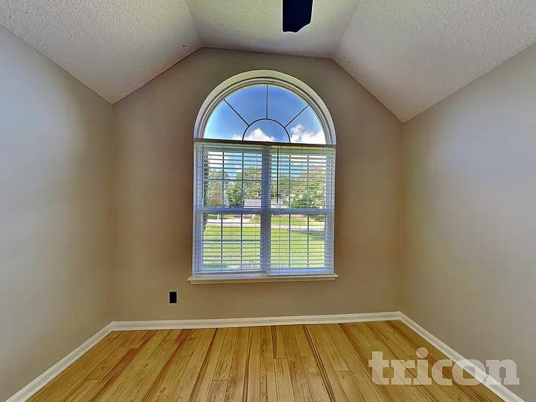 661 Rebecca Jane Dr — Photo 9