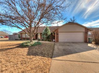 902 W Gemini Rd, Edmond, OK 73003