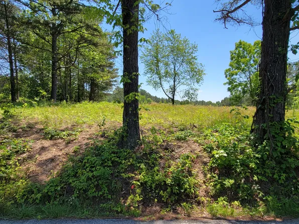 3401 Hazel Patch Rd, East Bernstadt, KY 40729